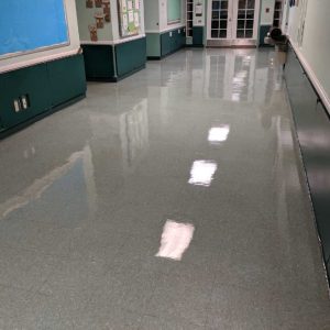 Vinyl Floor Sealer - VinylGuard® WB Polyurethane Gloss Sealer For LVT Tile, Terrazzo & Rubber Floors - Image 10
