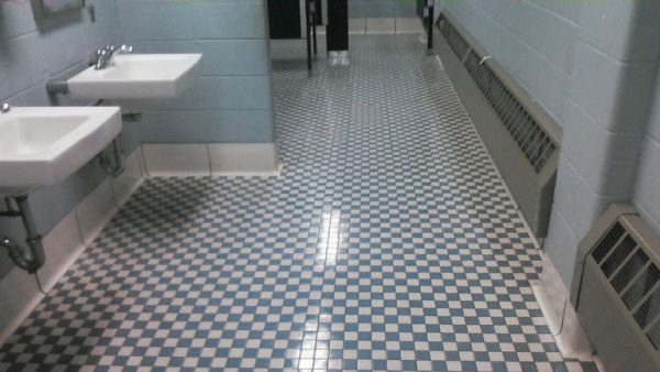a restroom floor sealed with GlazeGuard Plus anti slip non slip coating